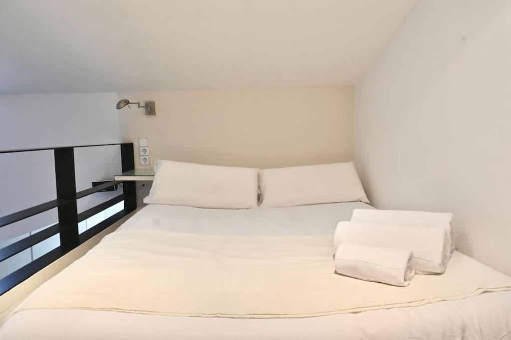 For You Rentals Apartamento Temporal Con Encanto A Pocos Metros Del Sol Myr13 Madrid Exterior foto