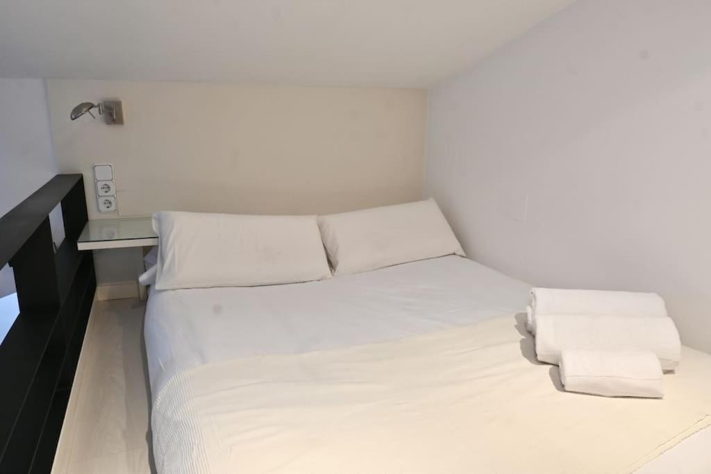 For You Rentals Apartamento Temporal Con Encanto A Pocos Metros Del Sol Myr13 Madrid Exterior foto